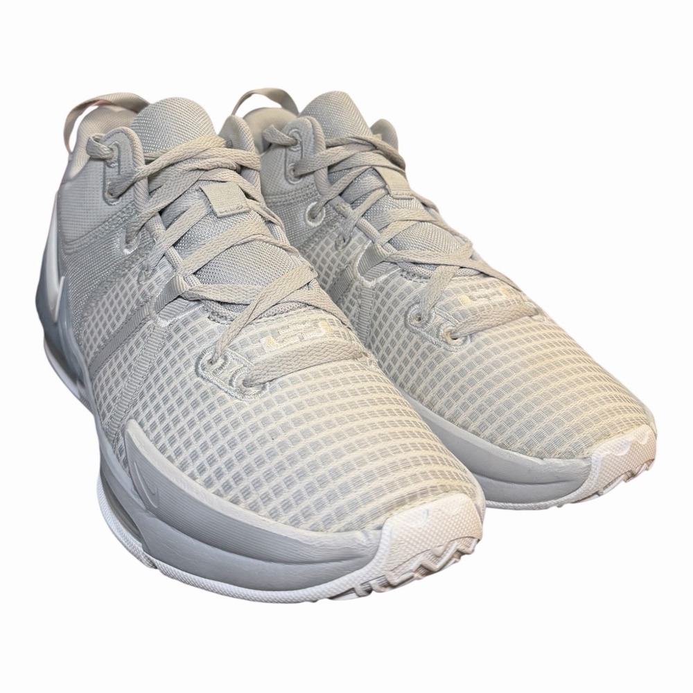 Nike LeBron Witness VII TB Basketball Shoes Wolf Grey White‎ Size 10 DZ3299-002